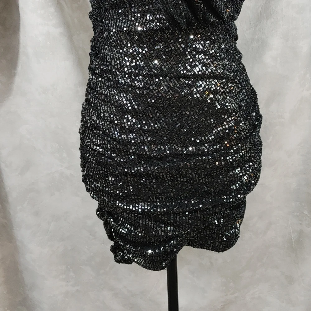 🆕NWT Ruched Sequin Bodycon Mini Dress - Picture 3 of 13